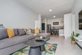 Country Charm 2Bed 2Bath Fourways Sandton